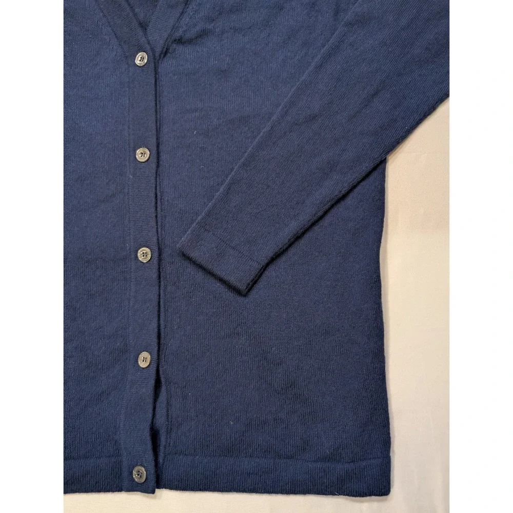 G. Label Goop Women XS Navy Blue 100% Cashmere V-Neck Cardigan Sweater Italy - Picture 2 of 12